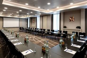 Отель Park Plaza Nuremberg