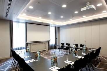 Отель Park Plaza Nuremberg