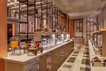 Отель Park Plaza Nuremberg