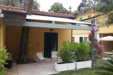 هتل Residence Baia La Ruota