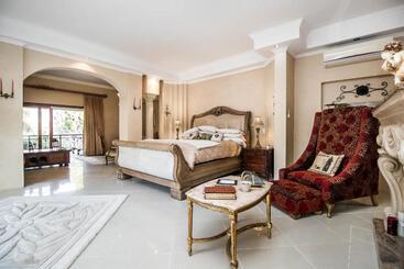 هتل Villa Amor