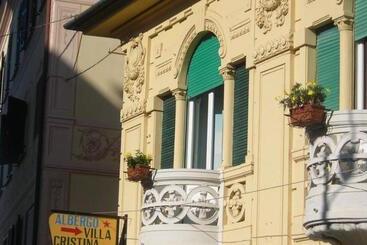هتل Villa Cristina