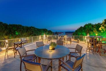 هتل Villa Kore Cesme