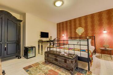 هتل Villa Kore Cesme