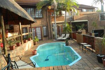پانسیون Edelweiss Corporate Guesthouse