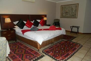 پانسیون Edelweiss Corporate Guesthouse