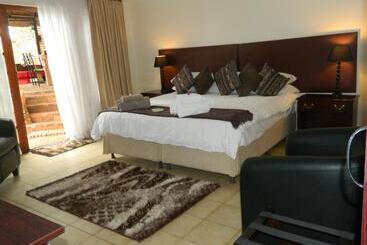 پانسیون Edelweiss Corporate Guesthouse