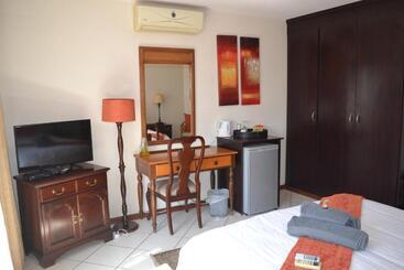 پانسیون Edelweiss Corporate Guesthouse