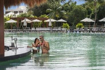 استراحتگاه El Beso Adults Only at Ocean Riviera Paradise - All Inclusive