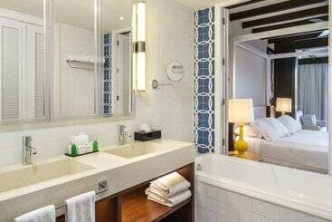 استراحتگاه El Beso Adults Only at Ocean Riviera Paradise - All Inclusive