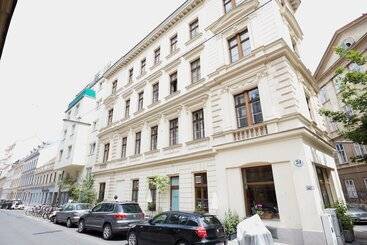 Traditional Apartments Vienna Tav