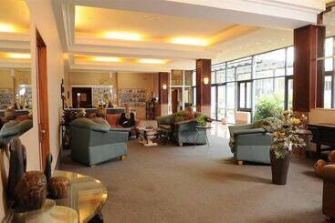 97 Motel Moray