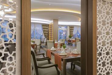 هتل Asia Beach Resort & Spa