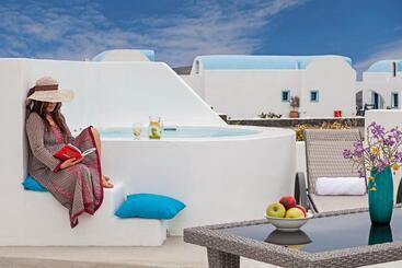 Hotel Athiri Santorini Family Friendly