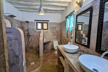 هتل Bahati Villa
