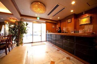 酒店 Beppu Station