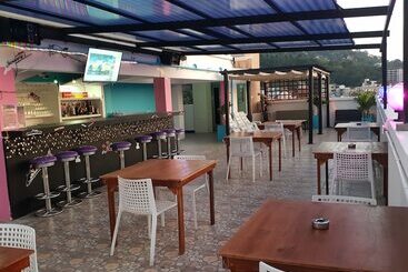 هتل Fulla Place