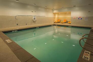 هتل Holiday Inn Express & Suites Boise Airport, An Ihg