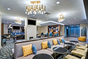 Hotel Homewood Suites By Hilton Boston Brooklinelongwood Medical