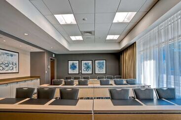 Hotel Homewood Suites By Hilton Boston Brooklinelongwood Medical