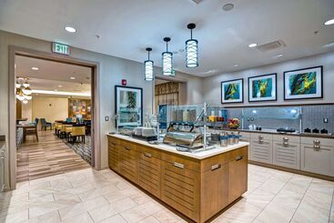 Hotel Homewood Suites By Hilton Boston Brooklinelongwood Medical