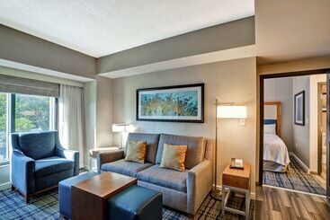 Hotel Homewood Suites By Hilton Boston Brooklinelongwood Medical