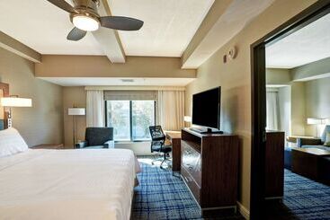 هتل Homewood Suites By Hilton Boston Brooklinelongwood Medical