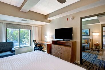 Hotel Homewood Suites By Hilton Boston Brooklinelongwood Medical
