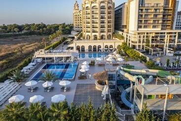 J Adore Deluxe Hotel & Spa Ultra All Inclusive