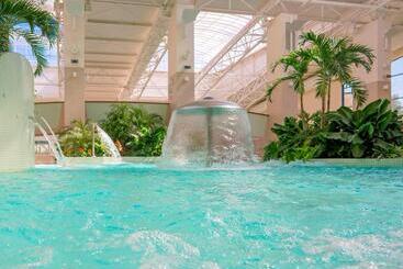 هتل Lotus Therm Spa&luxury Resort