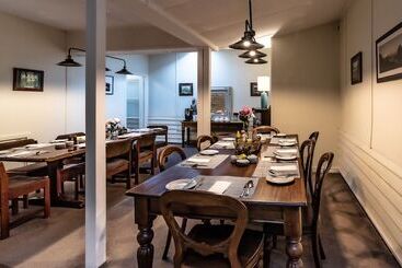 هتل Margaret River Guest House