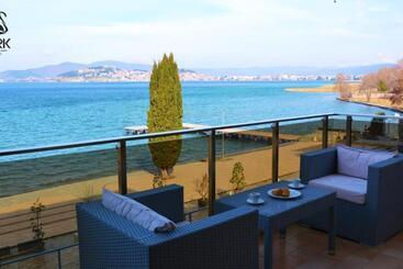 هتل Park Lakeside Ohrid