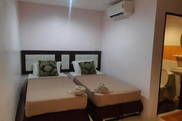 هتل Sabai House