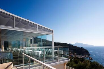 هتل Villa Fiorella Art