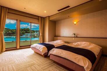 هتل Ooedo Onsen Monogatari Premium Koshinoyu