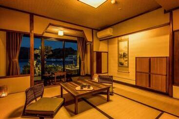 هتل Ooedo Onsen Monogatari Premium Koshinoyu