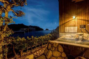 هتل Ooedo Onsen Monogatari Premium Koshinoyu
