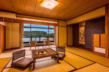 هتل Ooedo Onsen Monogatari Premium Koshinoyu