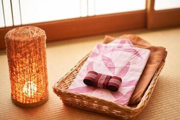 هتل Ooedo Onsen Monogatari Premium Koshinoyu