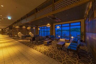 هتل Ooedo Onsen Monogatari Premium Koshinoyu