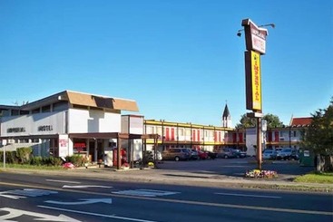 Imperial Motel Cortland