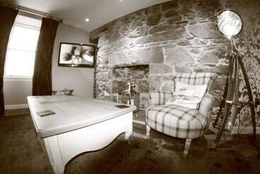 پانسیون Shorehead Guest House