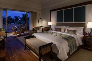 استراحتگاه Shangrila Hambantota