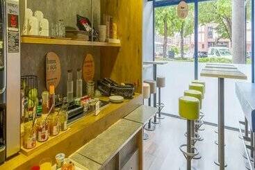 B&B HOTEL Troyes Centre