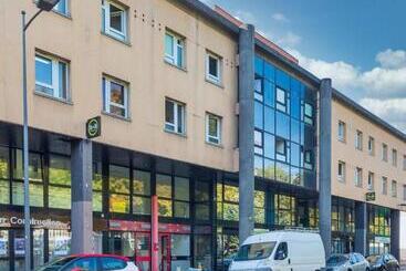 B&B HOTEL Troyes Centre