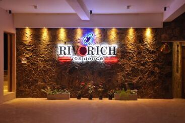 تختخواب و صبحانه Rivorich Residence Kandy