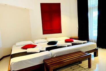 تختخواب و صبحانه Rivorich Residence Kandy