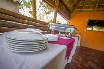 Askay Hotel Suites