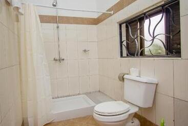 Askay Hotel Suites