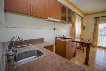 Askay Hotel Suites